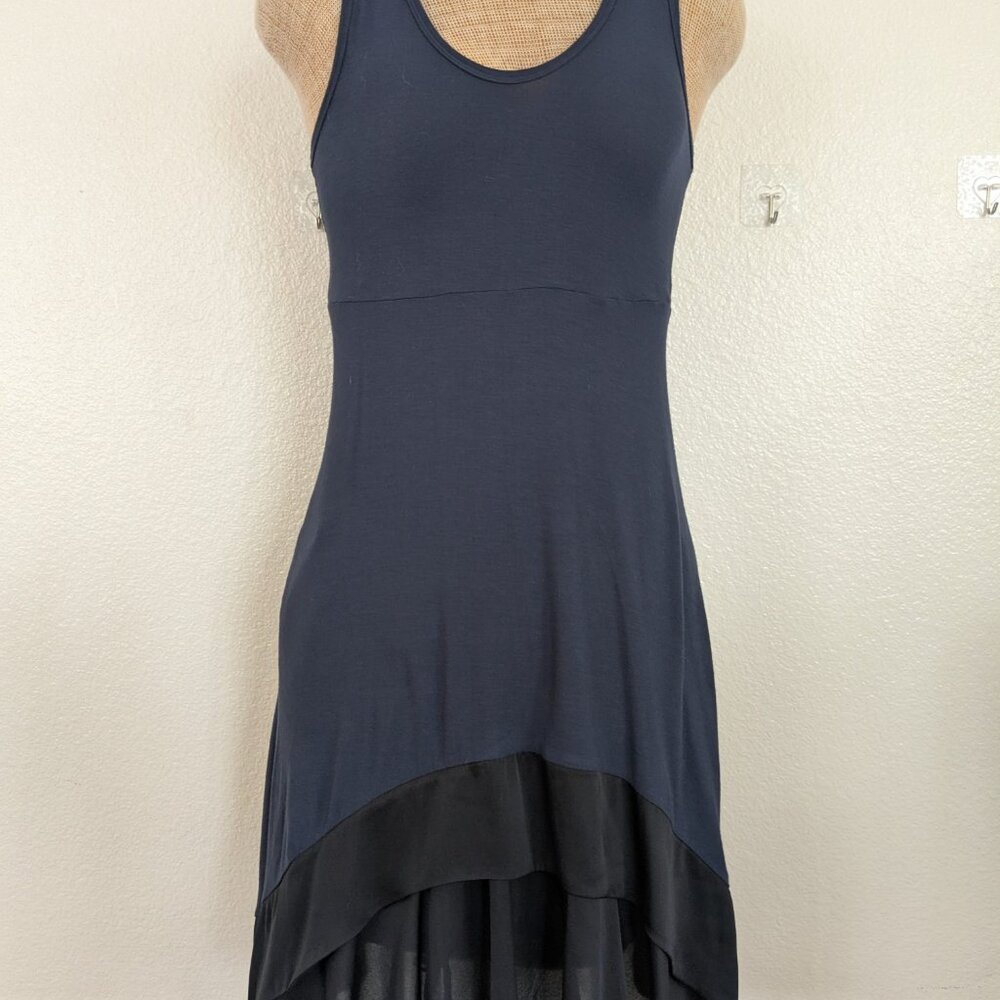 Theory Sleeveless Scoop Neck Navy Blue Knit Contrast Ruffle Hem Dress
